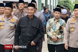 Sejukkan Suasana Ramadan, Kapolda Jabar Sambangi Ponpes Cipasung Singaparna